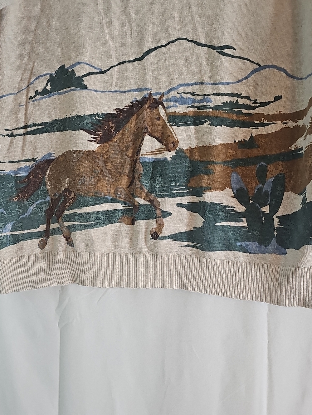 Coldwater Creek 100% Cotton Beige Crewneck Sweater with Horse Print - Picture 3 of 7